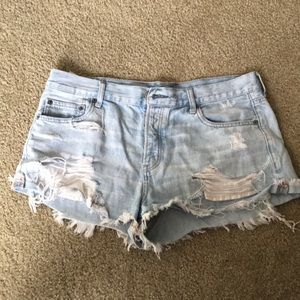 light wash American Eagle shorts
